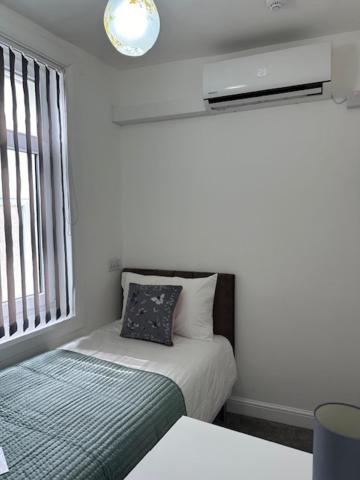 Lord Merit Guest Rooms In King'S Cross St Pancras London Ngoại thất bức ảnh