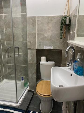Lord Merit Guest Rooms In King'S Cross St Pancras London Ngoại thất bức ảnh