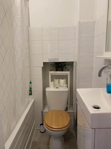 Lord Merit Guest Rooms In King'S Cross St Pancras London Ngoại thất bức ảnh